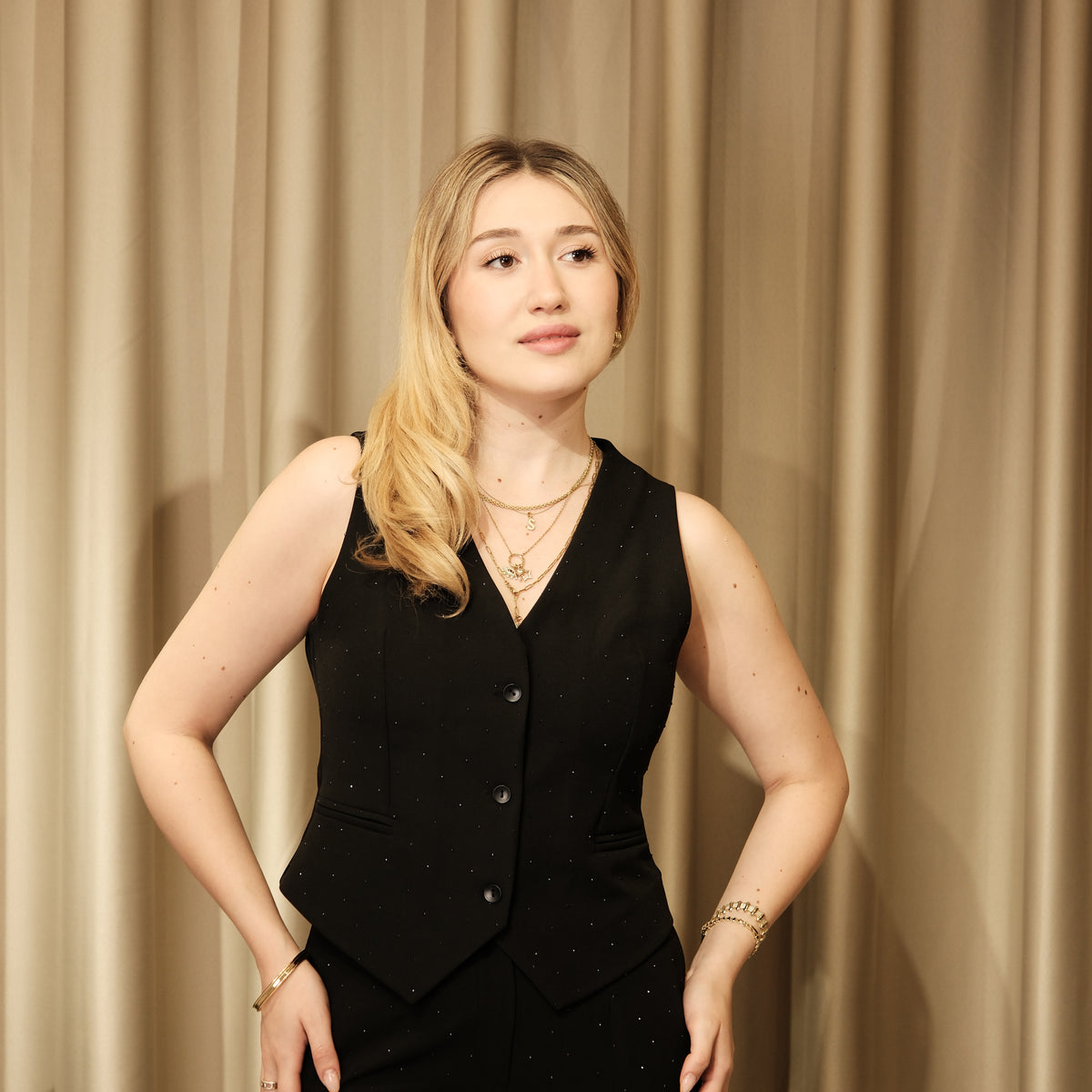 Taşlı Takım