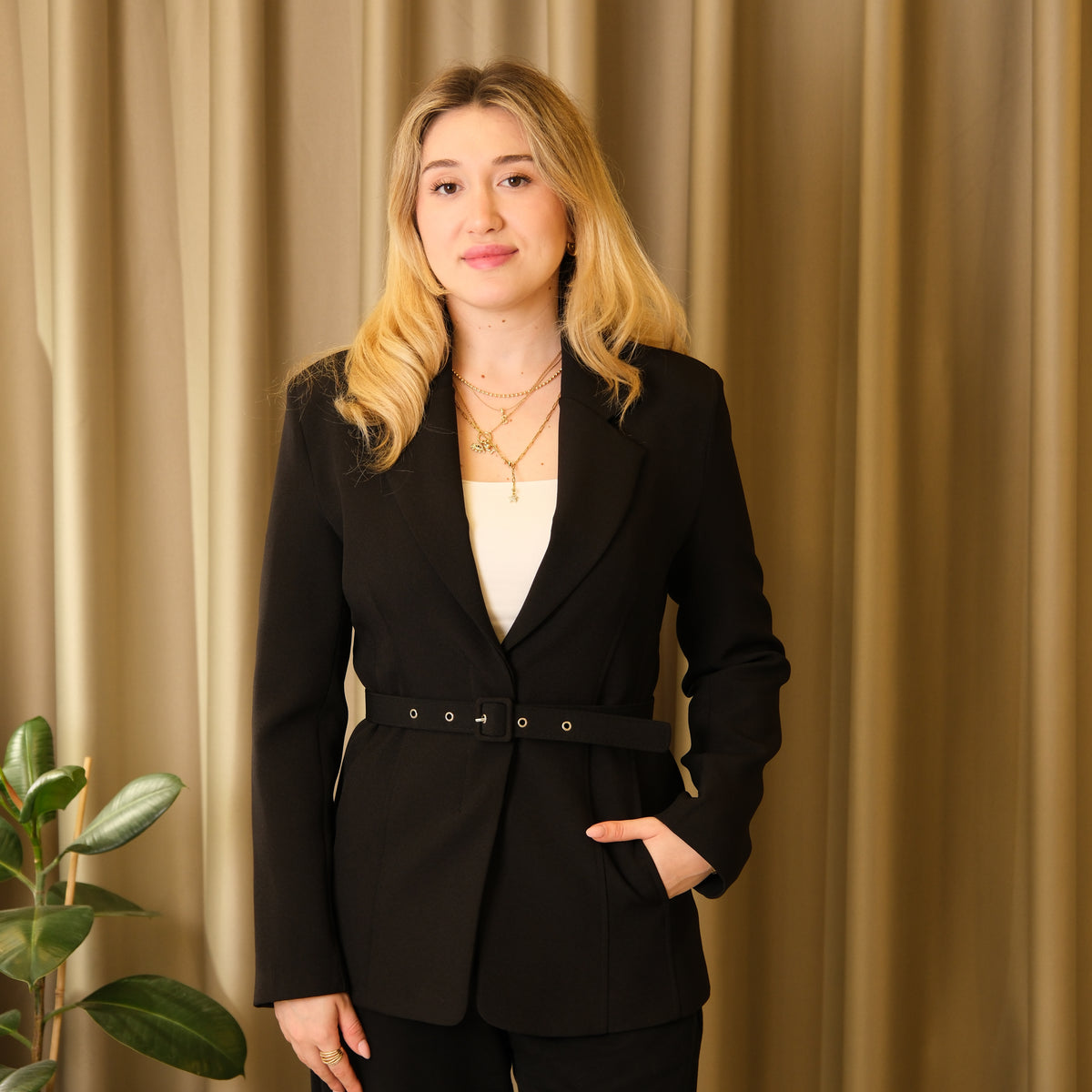 Kemerli Blazer Ceket