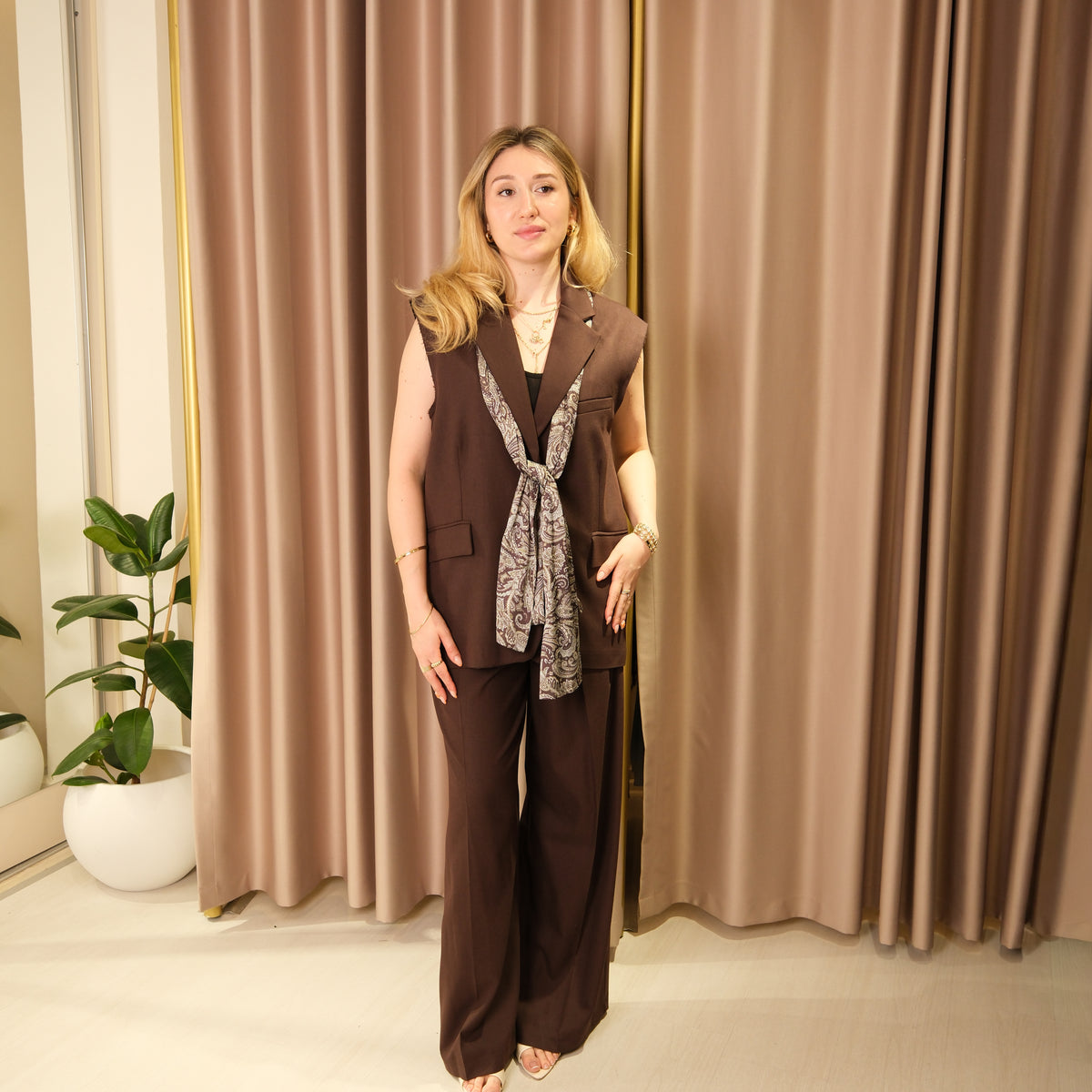 Fularlı Takım